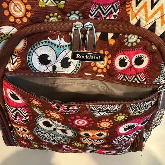 Rockland Owl Print Rolling Tote for Travel, Crafts or Storage - Picture 10 of 16